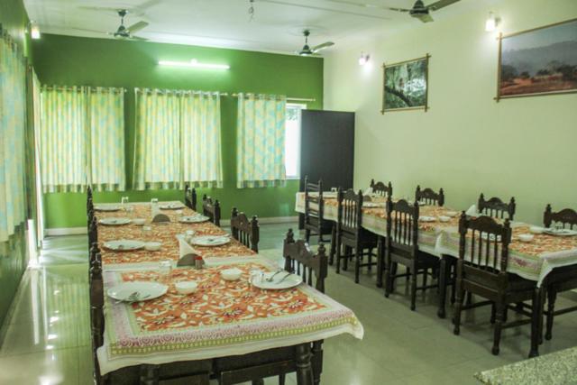 Ranthambhore Vatika Resort Sawai Madhopur Buitenkant foto